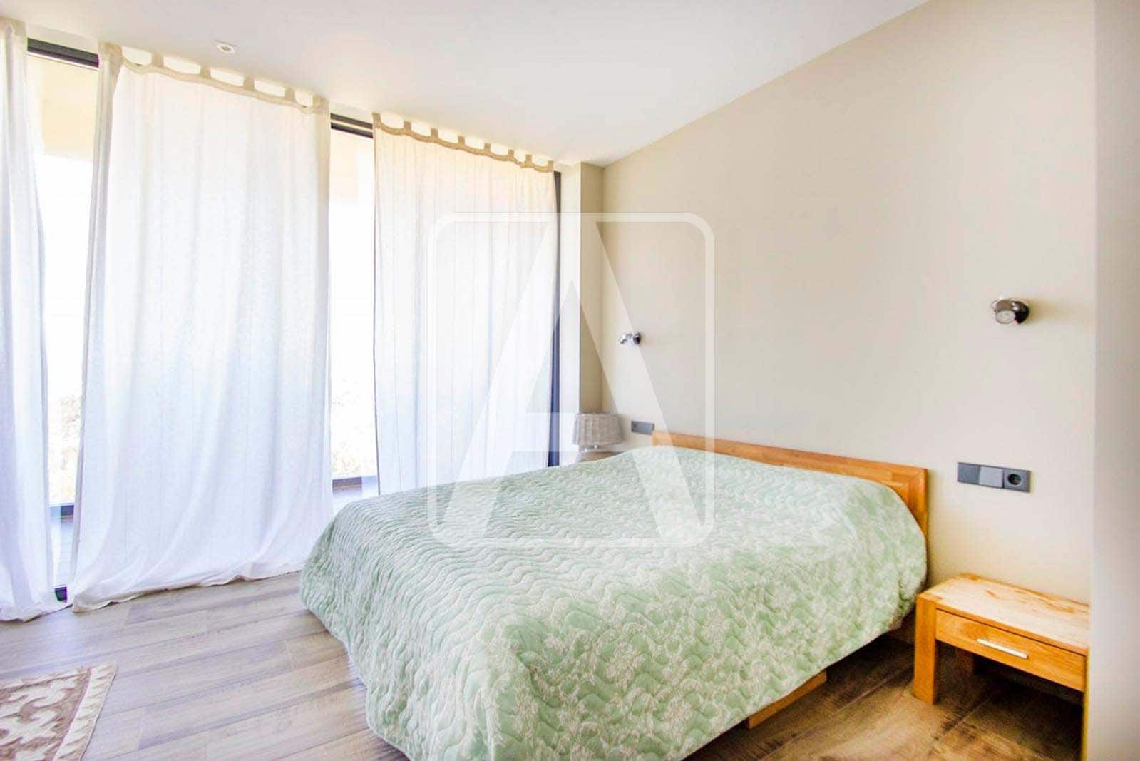 4 bedroom Villa for sale in Altea with pool garage - € 2,650,000 (Ref: 4640012)