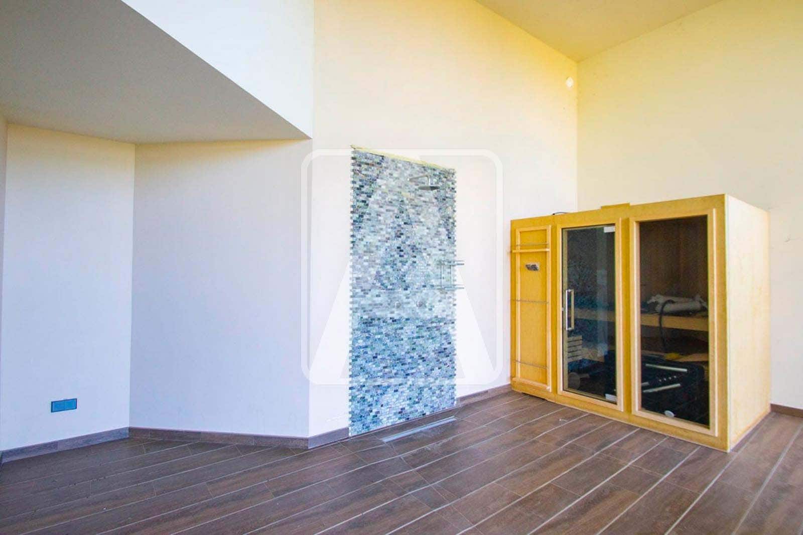 4 bedroom Villa for sale in Altea with pool garage - € 2,650,000 (Ref: 4640012)