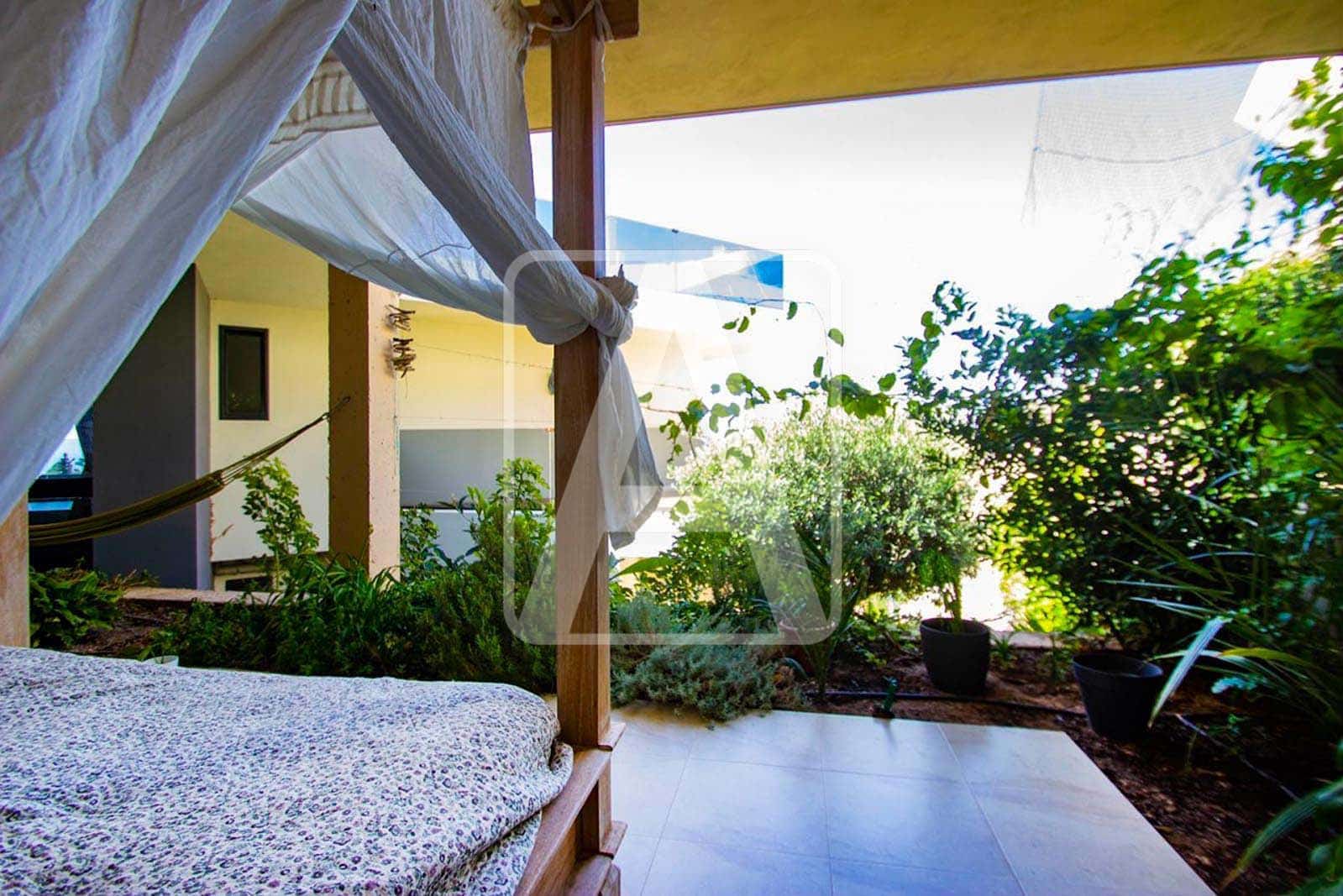 4 bedroom Villa for sale in Altea with pool garage - € 2,650,000 (Ref: 4640012)