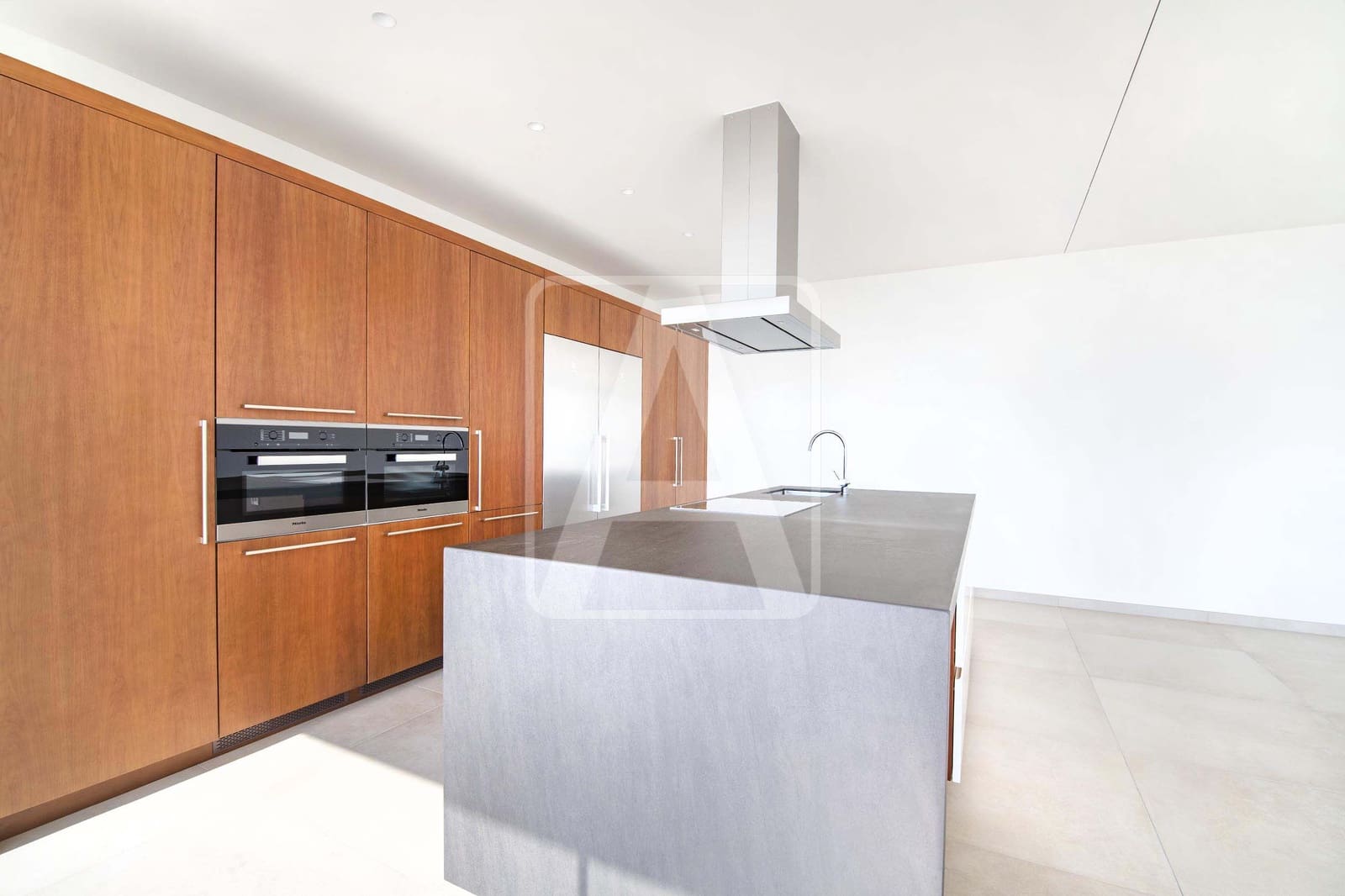 4 bedroom Villa for sale in Benissa with pool garage - € 2,900,000 (Ref: 4675848)