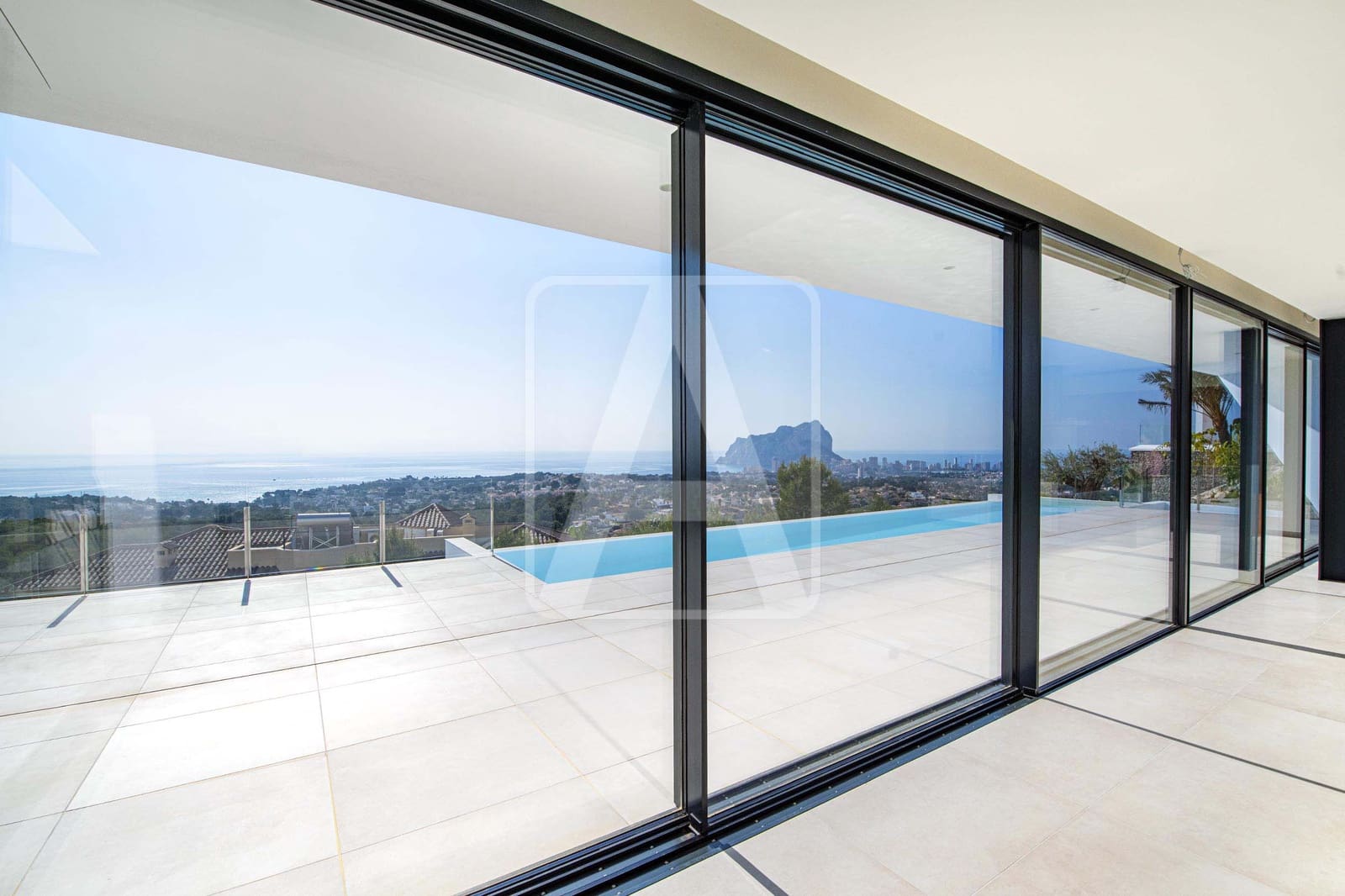 4 bedroom Villa for sale in Benissa with pool garage - € 2,900,000 (Ref: 4675848)