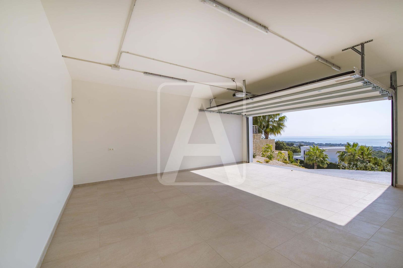 4 bedroom Villa for sale in Benissa with pool garage - € 2,900,000 (Ref: 4675848)