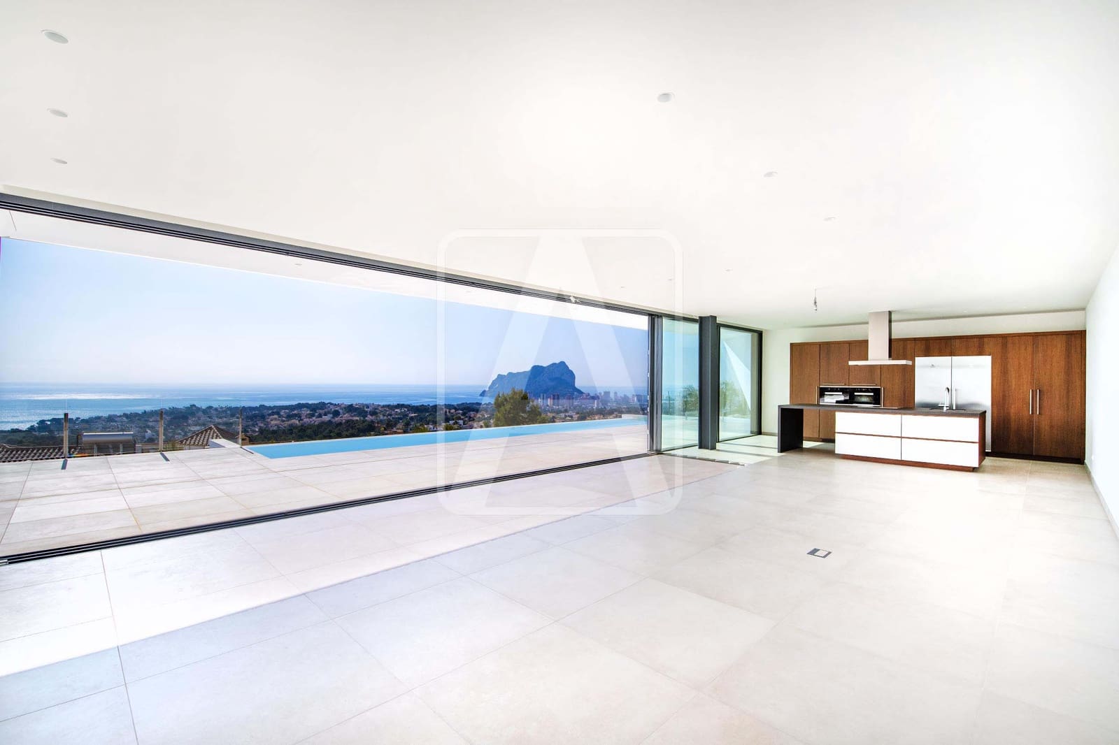 4 bedroom Villa for sale in Benissa with pool garage - € 2,900,000 (Ref: 4675848)