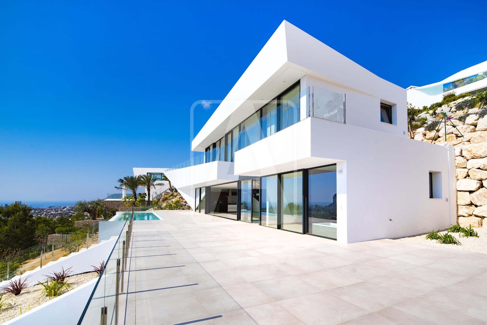 4 bedroom Villa for sale in Benissa with pool garage - € 2,900,000 (Ref: 4675848)