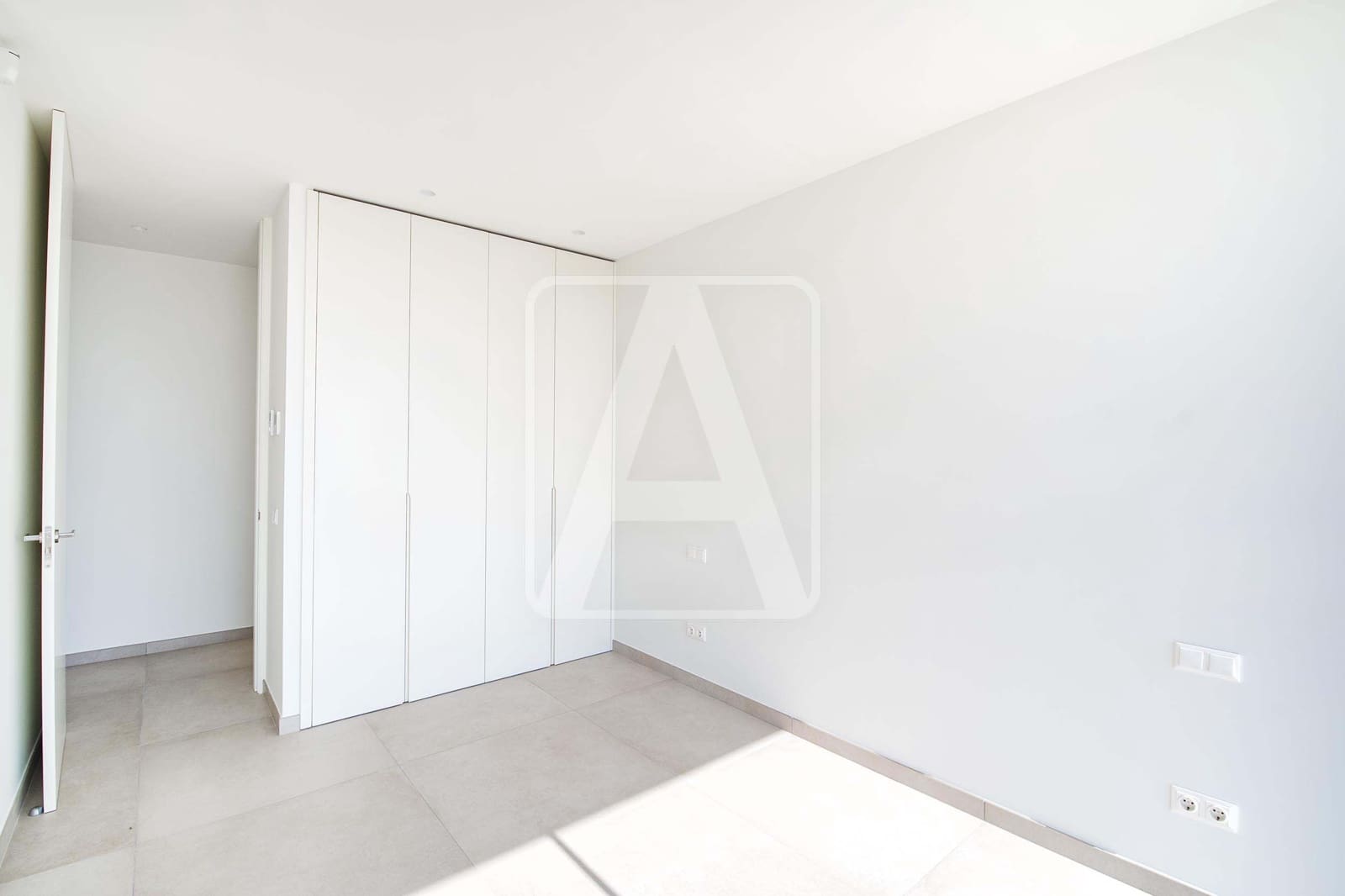 4 bedroom Villa for sale in Benissa with pool garage - € 2,900,000 (Ref: 4675848)