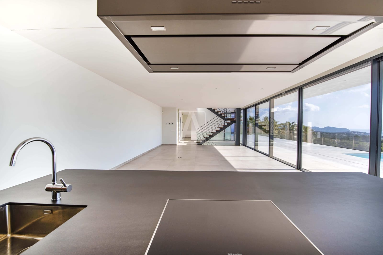 4 bedroom Villa for sale in Benissa with pool garage - € 2,900,000 (Ref: 4675848)