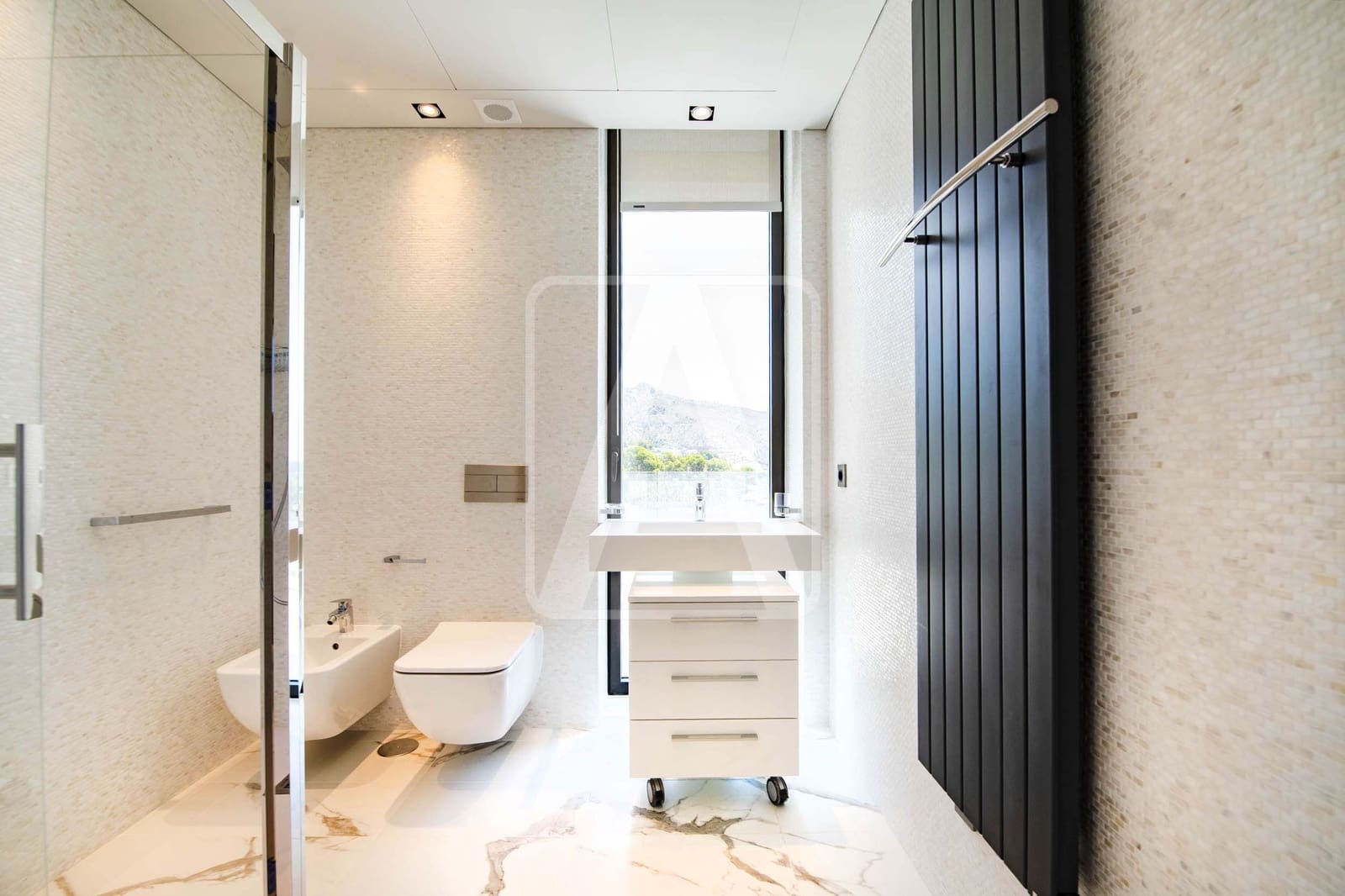 4 bedroom Villa for sale in Altea with pool - € 2,650,000 (Ref: 4756380)