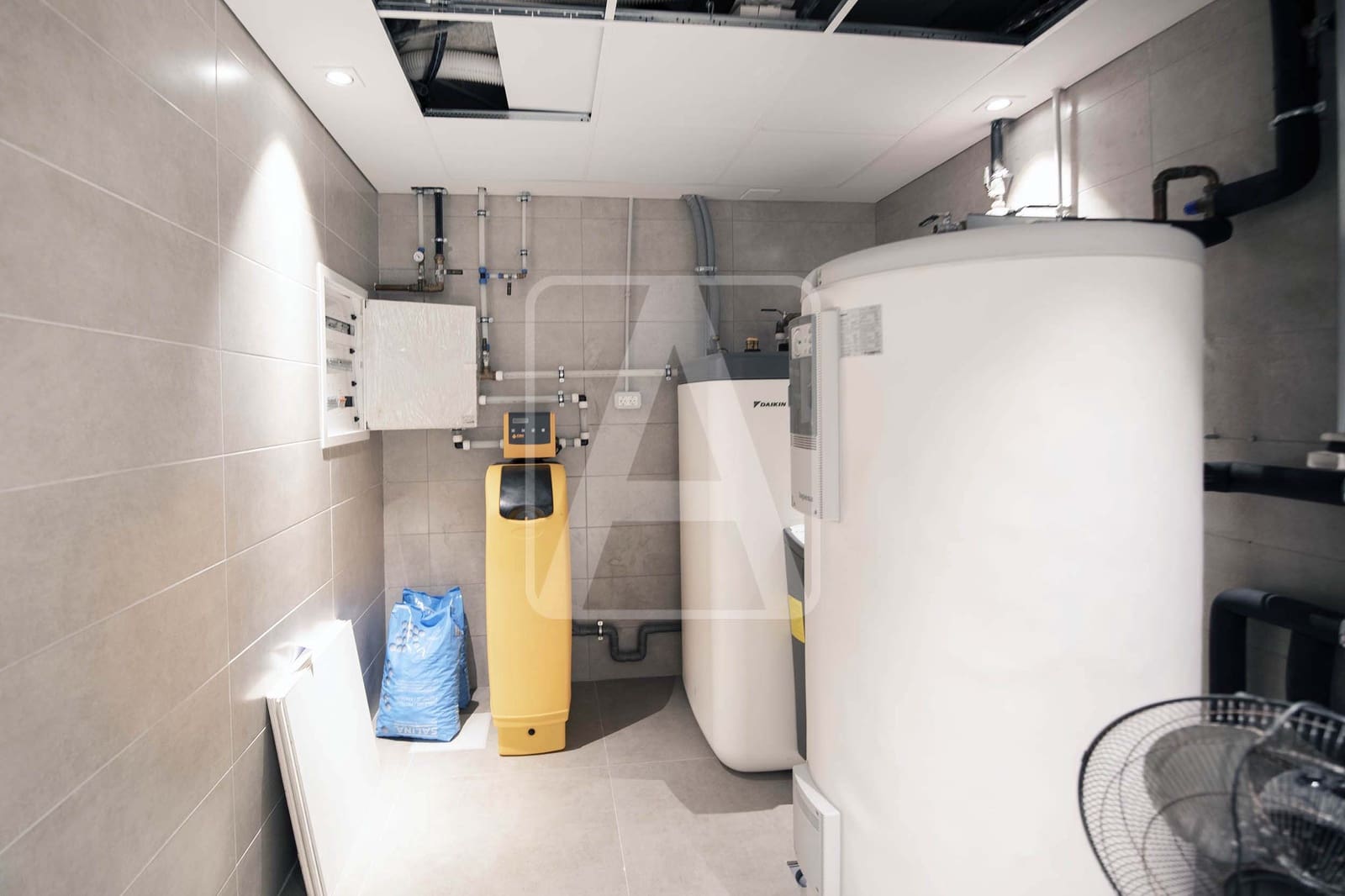 4 bedroom Villa for sale in Altea with pool - € 2,650,000 (Ref: 4756380)