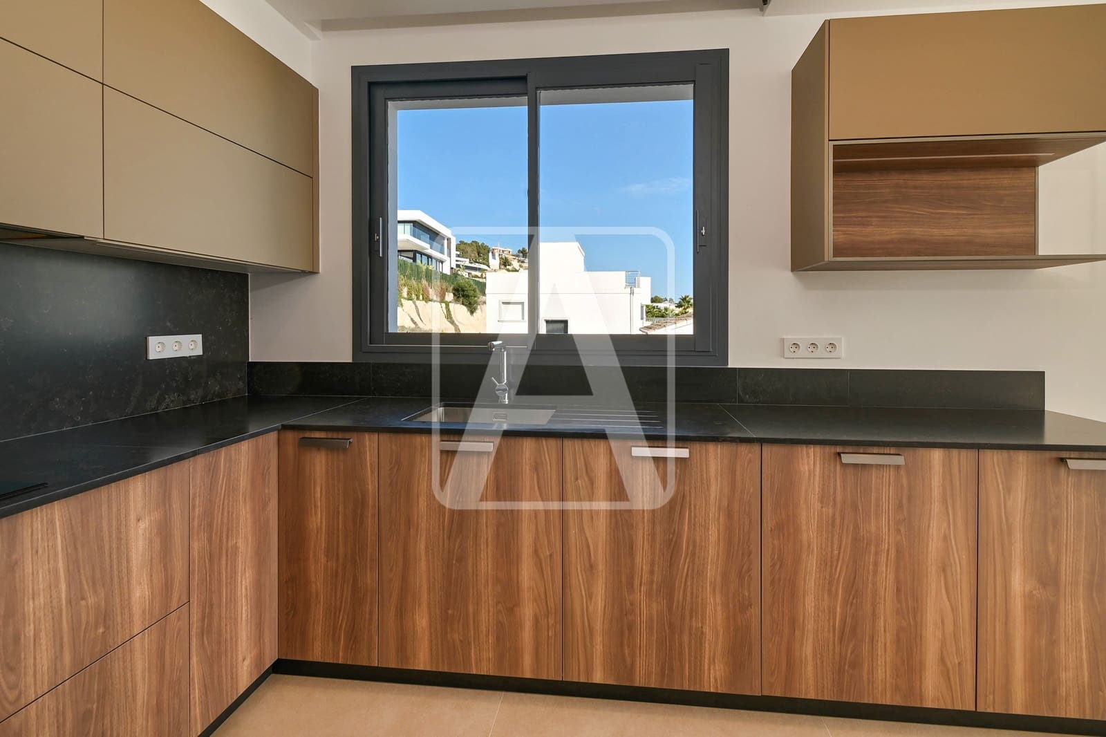 3 Zimmer Villa zu verkaufen in Calpe / Calp mit Pool Garage - 1.985.000 € (Ref: 4891330)