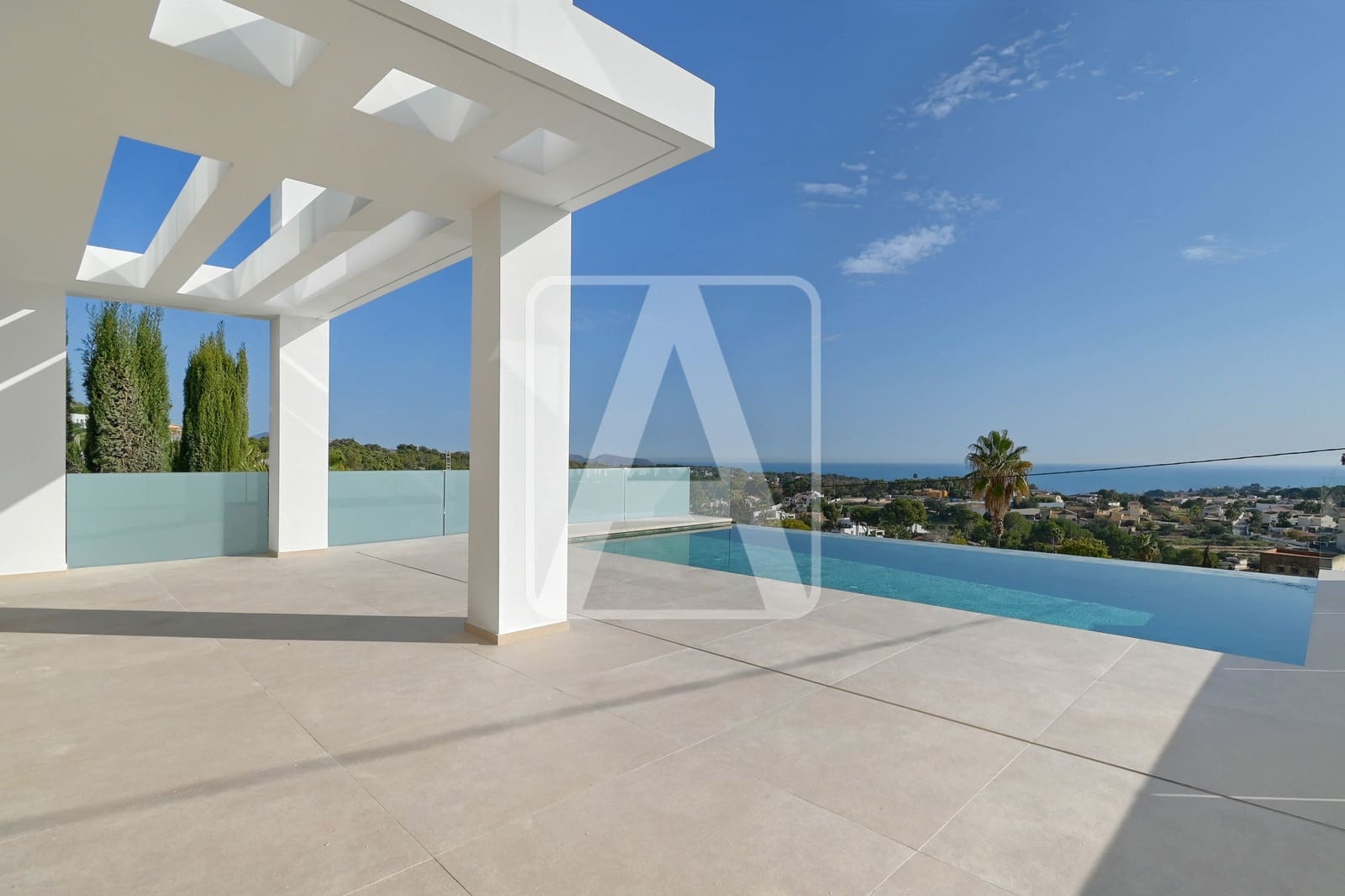 3 Zimmer Villa zu verkaufen in Calpe / Calp mit Pool Garage - 1.985.000 € (Ref: 4891330)