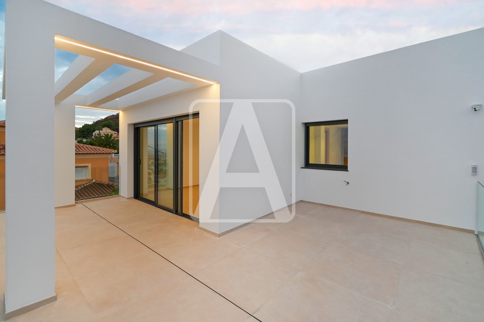 3 Zimmer Villa zu verkaufen in Calpe / Calp mit Pool Garage - 1.985.000 € (Ref: 4891330)