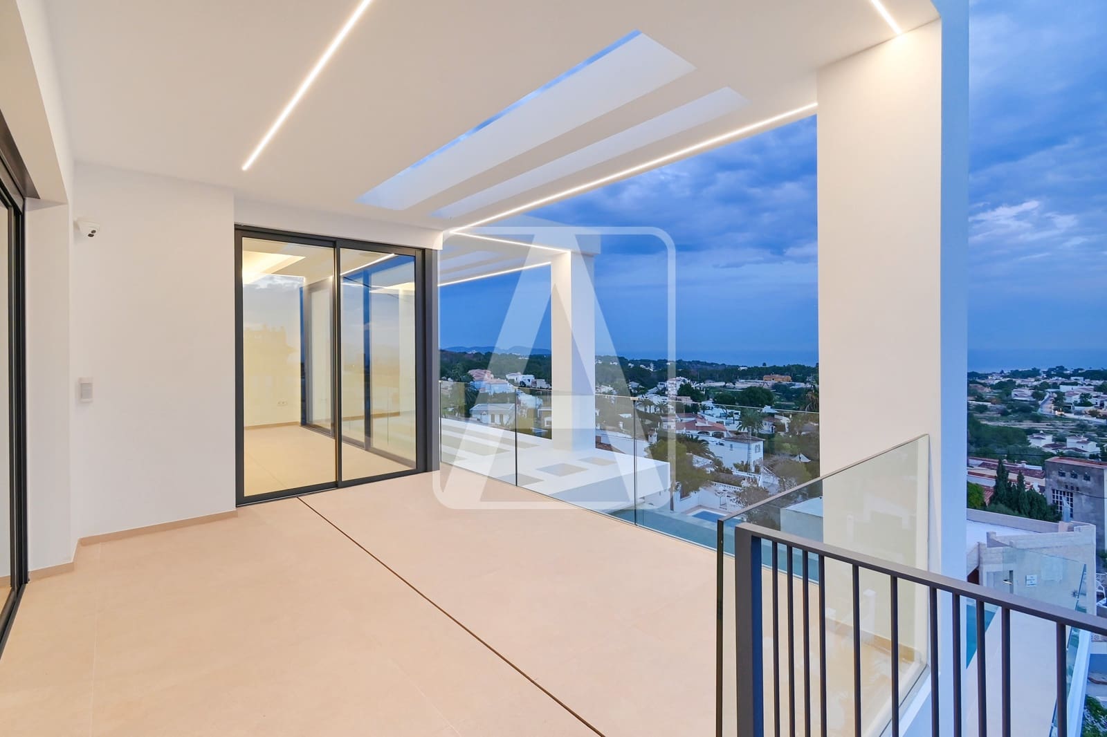 3 Zimmer Villa zu verkaufen in Calpe / Calp mit Pool Garage - 1.985.000 € (Ref: 4891330)