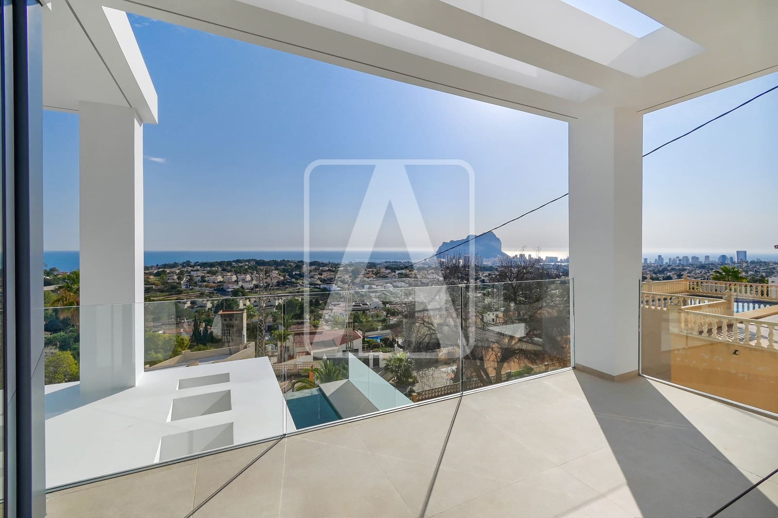 3 Zimmer Villa zu verkaufen in Calpe / Calp mit Pool Garage - 1.985.000 € (Ref: 4891330)