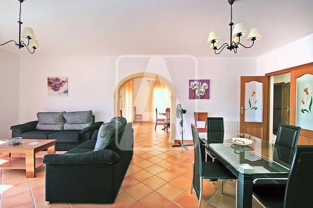 4 Zimmer Villa zu verkaufen in Calpe / Calp mit Pool Garage - 664.000 € (Ref: 4995132)