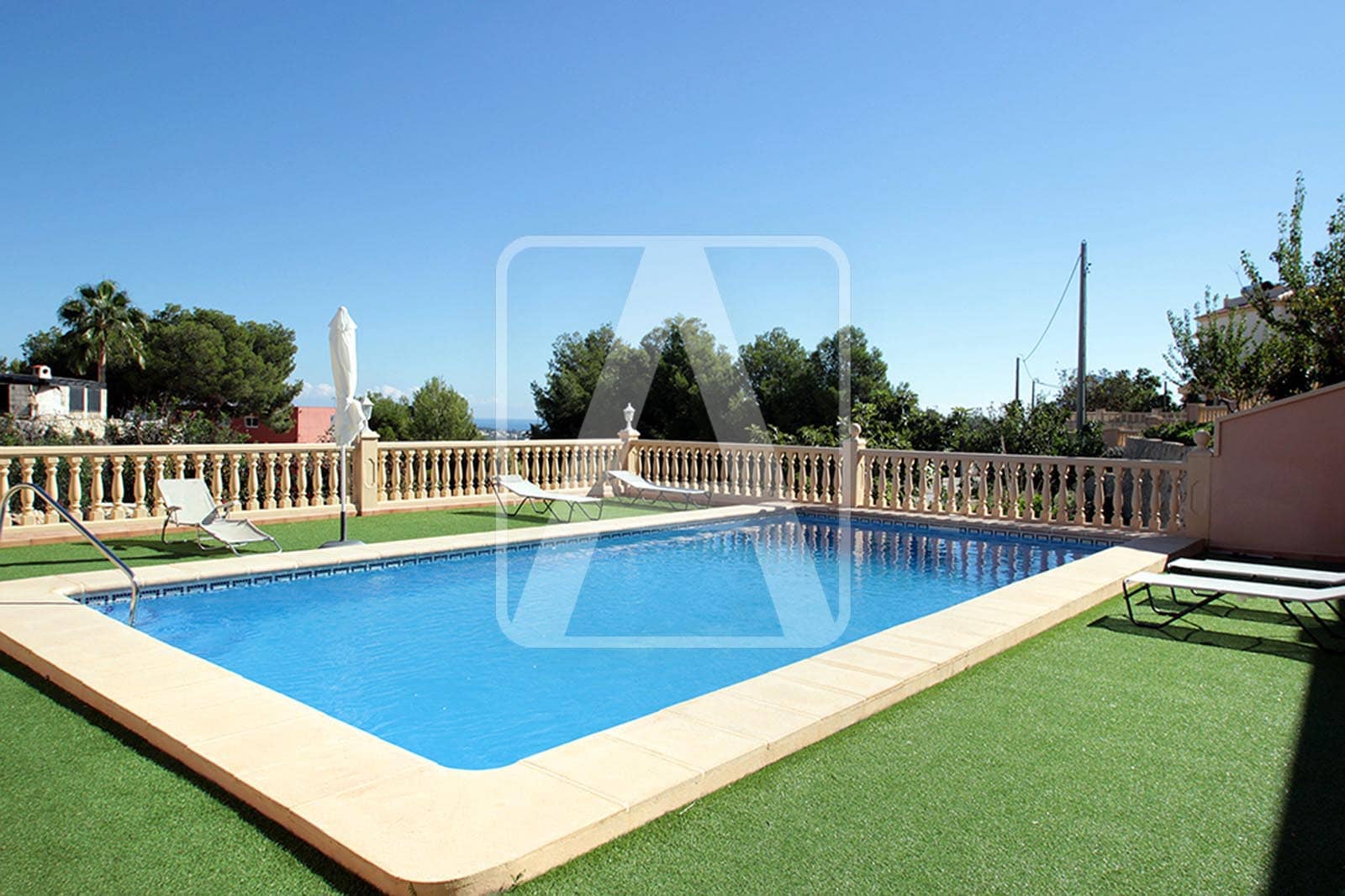 4 Zimmer Villa zu verkaufen in Calpe / Calp mit Pool Garage - 664.000 € (Ref: 4995132)