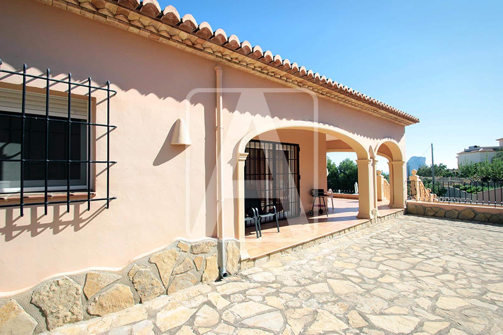 4 Zimmer Villa zu verkaufen in Calpe / Calp mit Pool Garage - 664.000 € (Ref: 4995132)