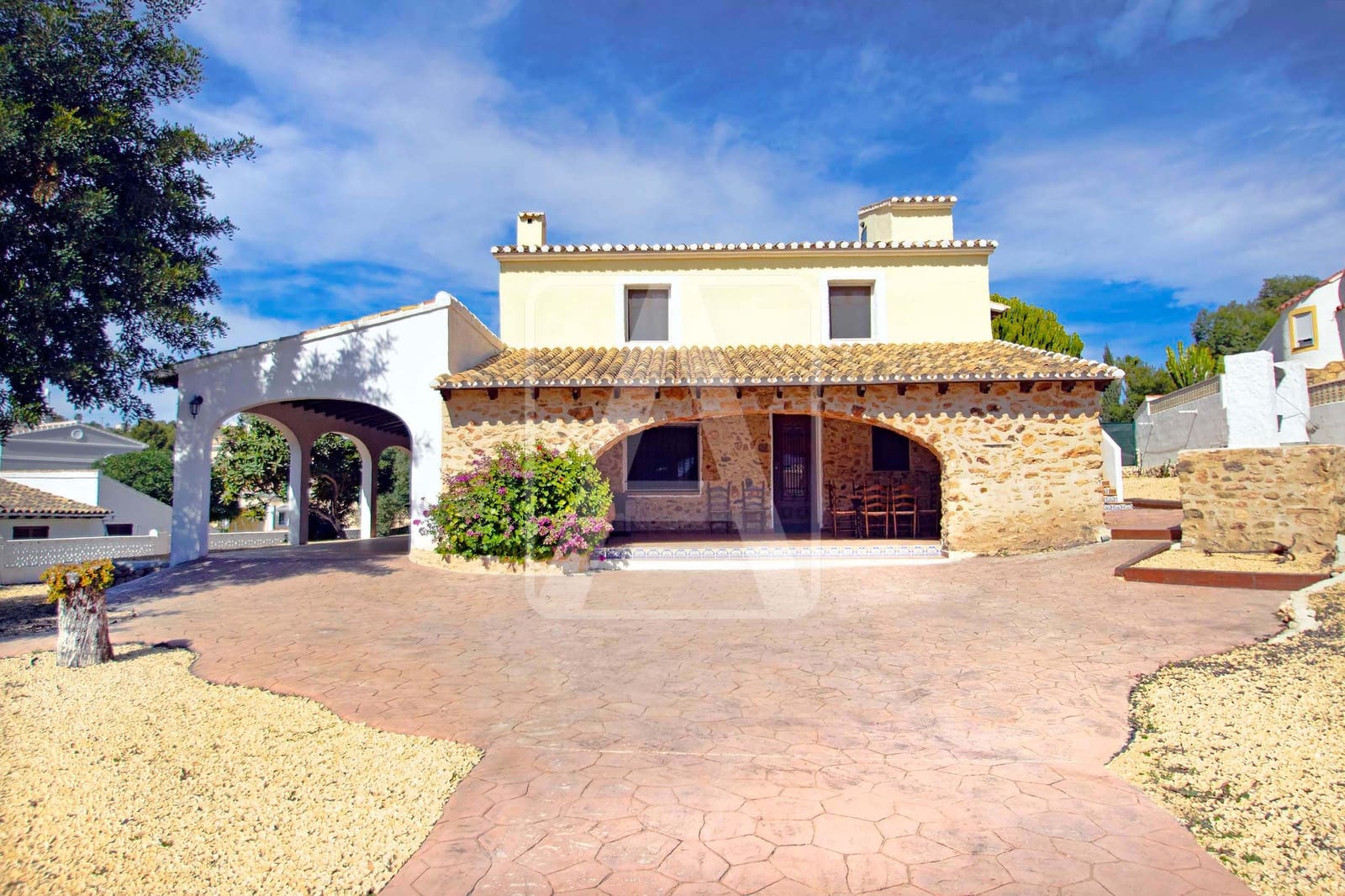 Chalet de 5 habitaciones en Calpe / Calp en venta con piscina garaje - 766.000 € (Ref: 5152839)