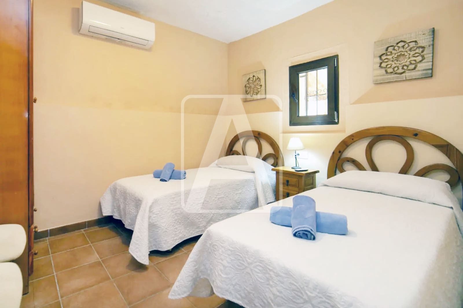 5 bedroom Villa for sale in Calpe / Calp with pool garage - € 766,000 (Ref: 5152839)