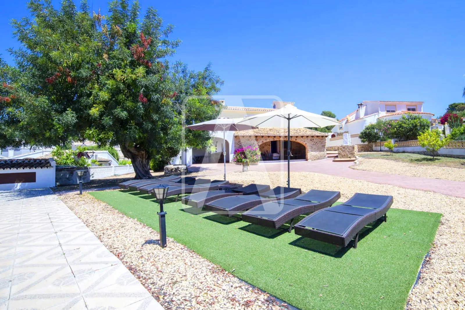 5 bedroom Villa for sale in Calpe / Calp with pool garage - € 766,000 (Ref: 5152839)