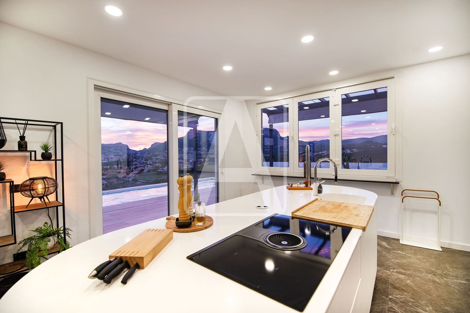 Chalet de 4 habitaciones en Calpe / Calp en venta con piscina garaje - 1.370.000 € (Ref: 5533495)