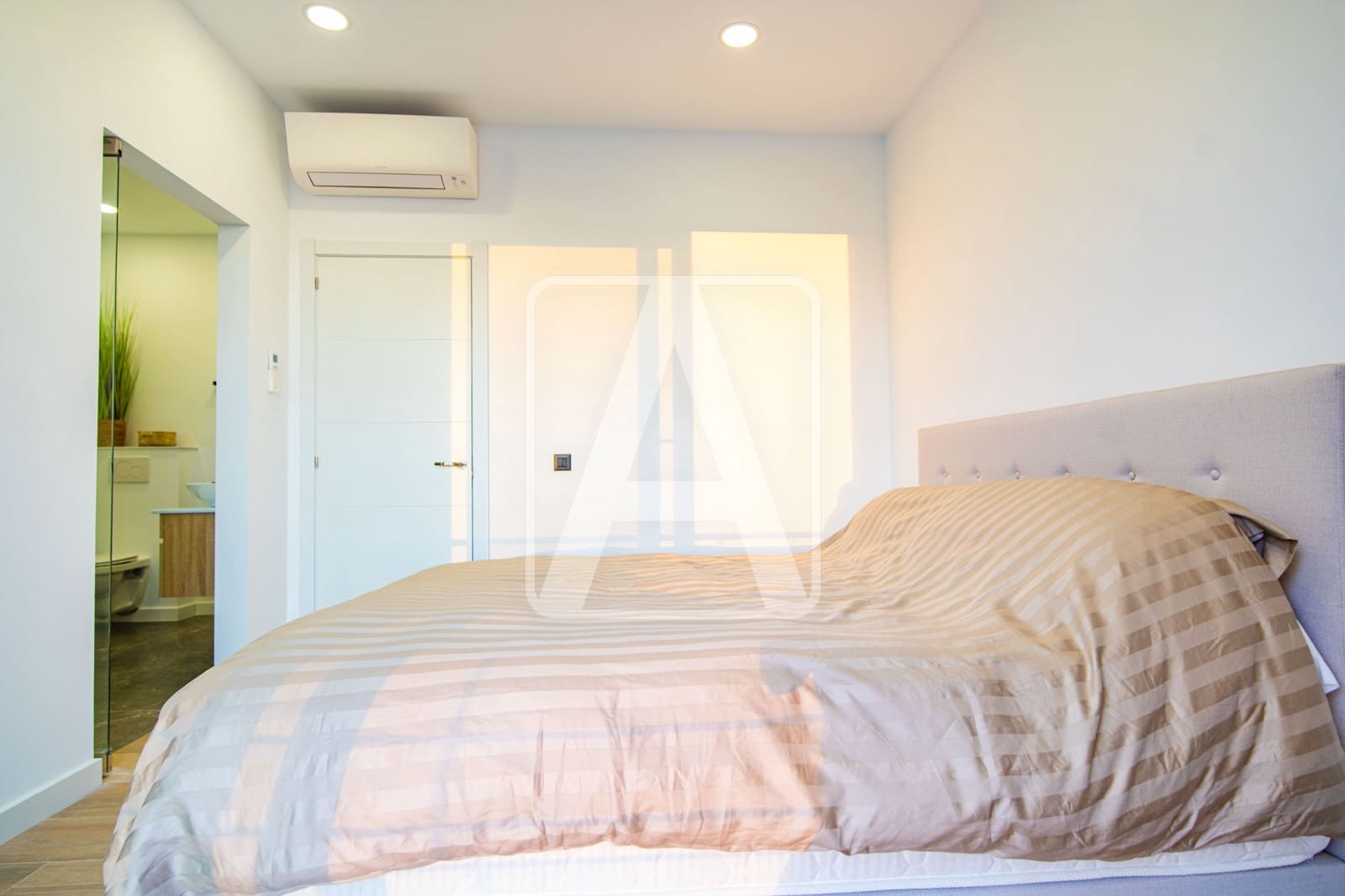 Chalet de 4 habitaciones en Calpe / Calp en venta con piscina garaje - 1.370.000 € (Ref: 5533495)