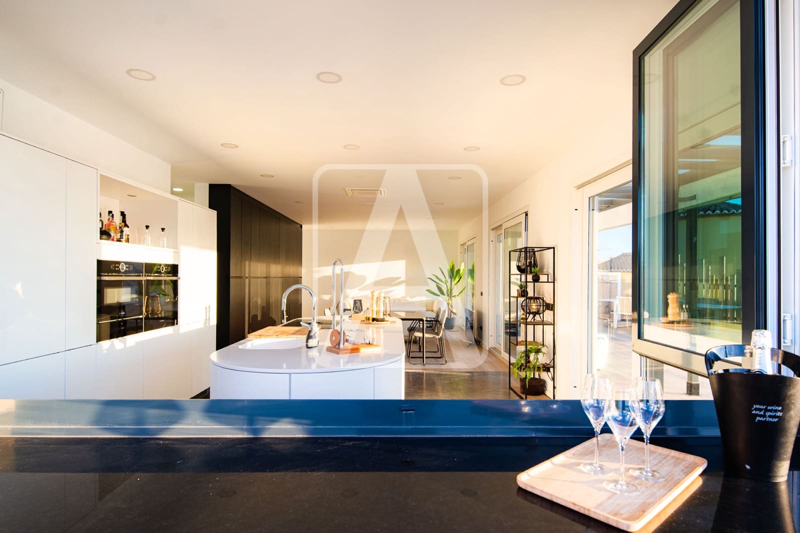 Chalet de 4 habitaciones en Calpe / Calp en venta con piscina garaje - 1.370.000 € (Ref: 5533495)