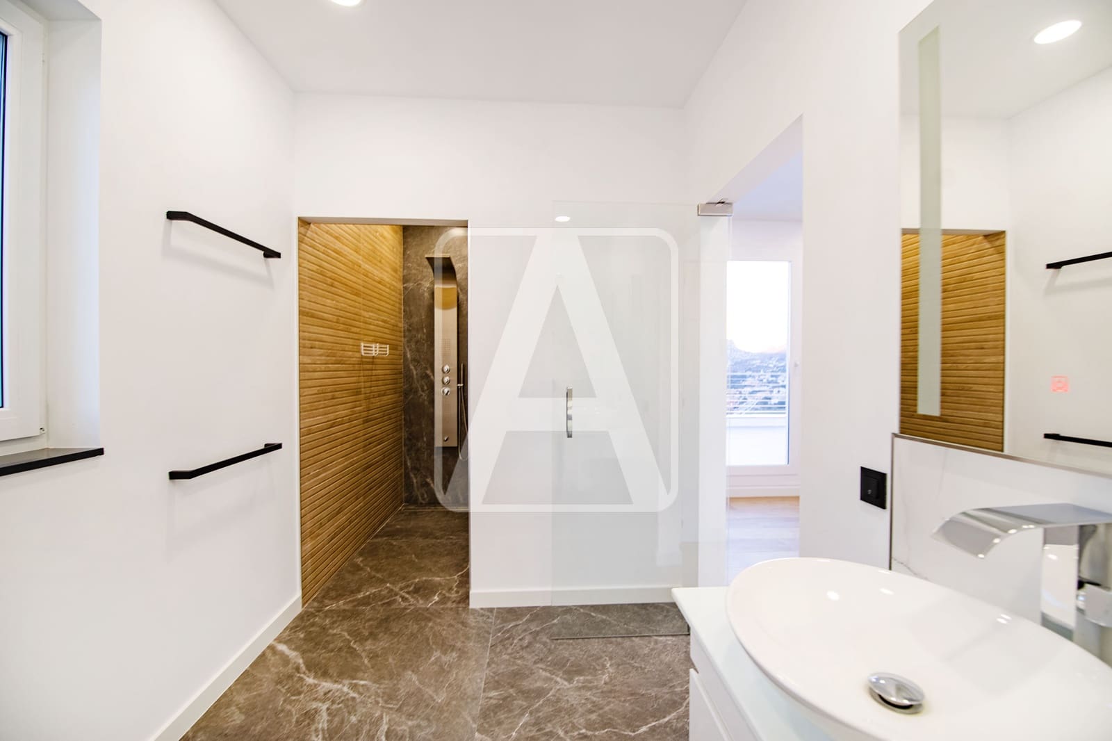 Chalet de 4 habitaciones en Calpe / Calp en venta con piscina garaje - 1.370.000 € (Ref: 5533495)