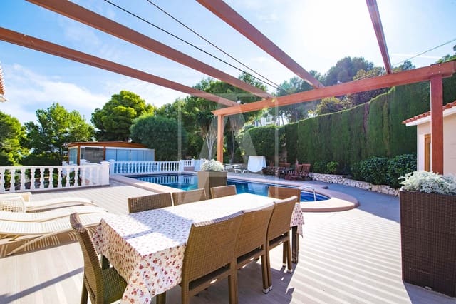 Chalet de 5 habitaciones en Moraira, Teulada-Moraira en venta con piscina garaje - 1.365.000 € (Ref: 5716333)