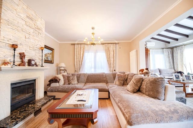 Chalet de 5 habitaciones en Moraira, Teulada-Moraira en venta con piscina garaje - 1.365.000 € (Ref: 5716333)