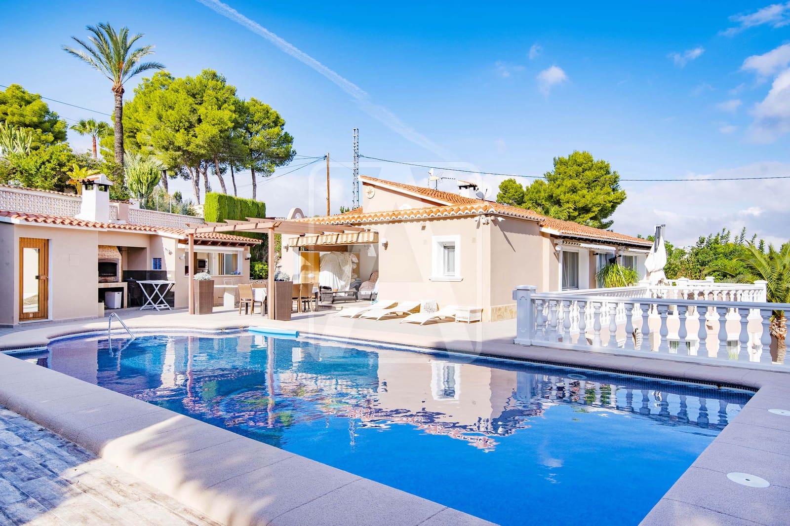 Chalet de 5 habitaciones en Moraira en venta con piscina garaje - 1.365.000 € (Ref: 5716333)