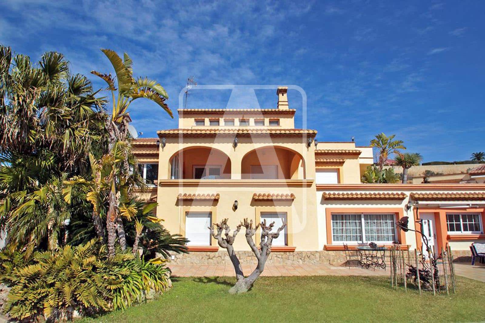 8 soveværelse Finca/Landehus til salg i Benissa med swimmingpool garage - € 1.795.000 (Ref: 5979486)