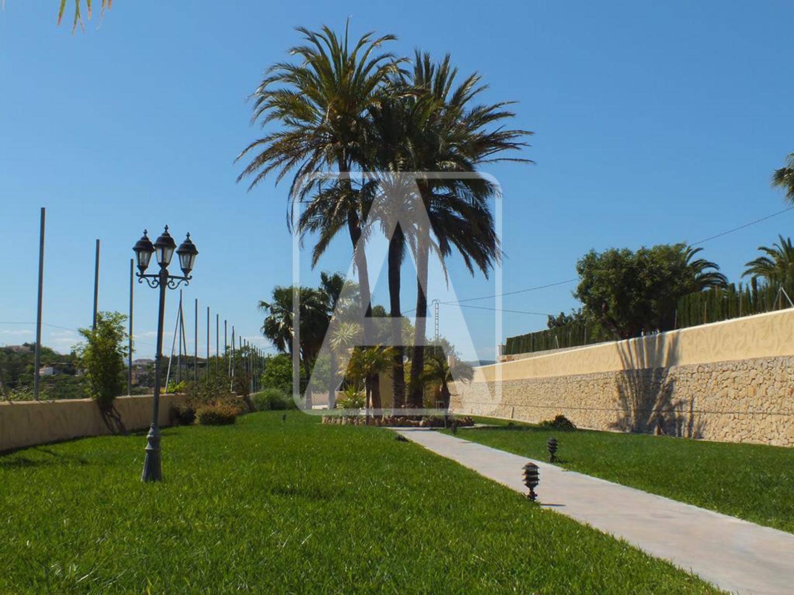 8 soveværelse Finca/Landehus til salg i Benissa med swimmingpool garage - € 1.795.000 (Ref: 5979486)