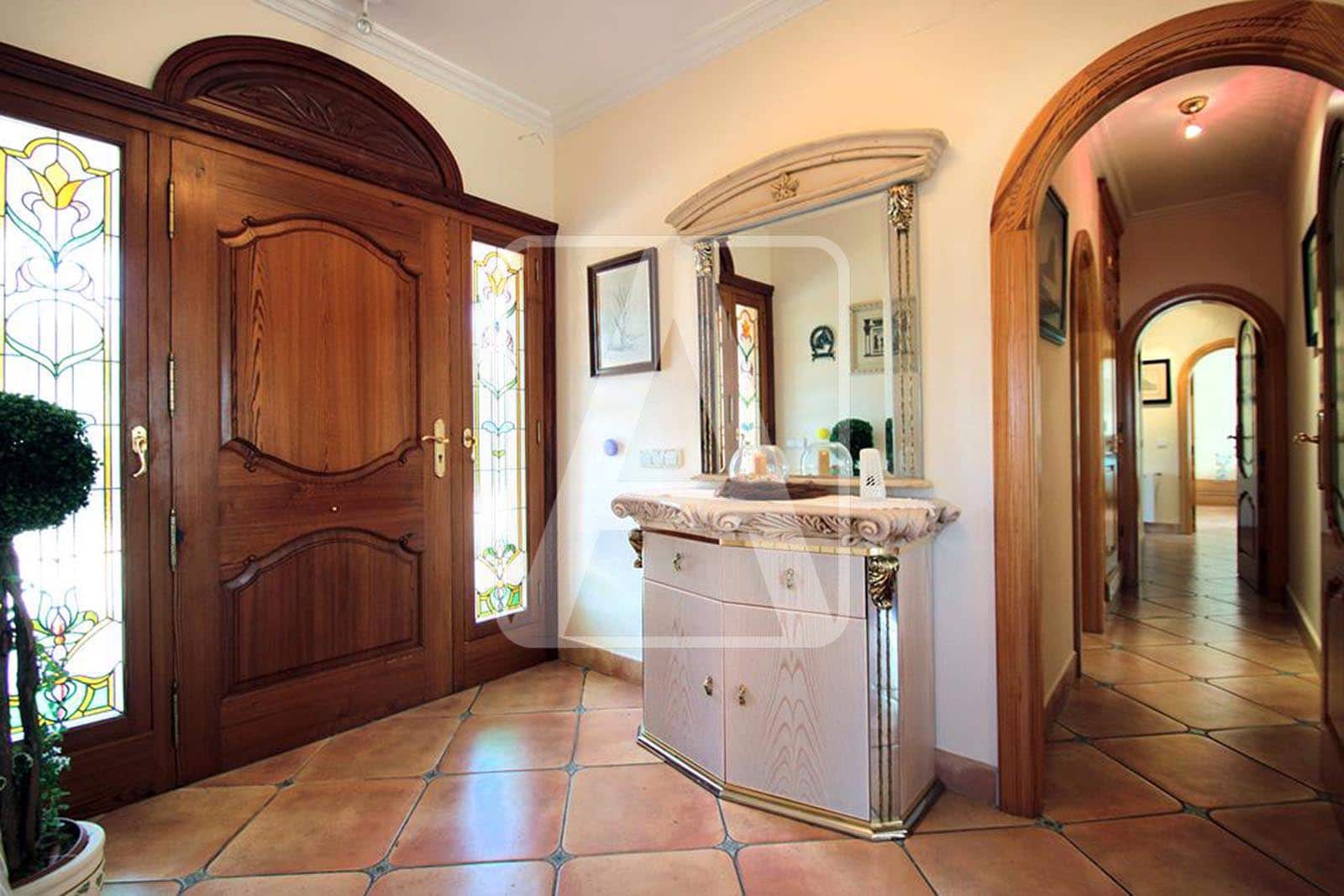 8 soveværelse Finca/Landehus til salg i Benissa med swimmingpool garage - € 1.795.000 (Ref: 5979486)