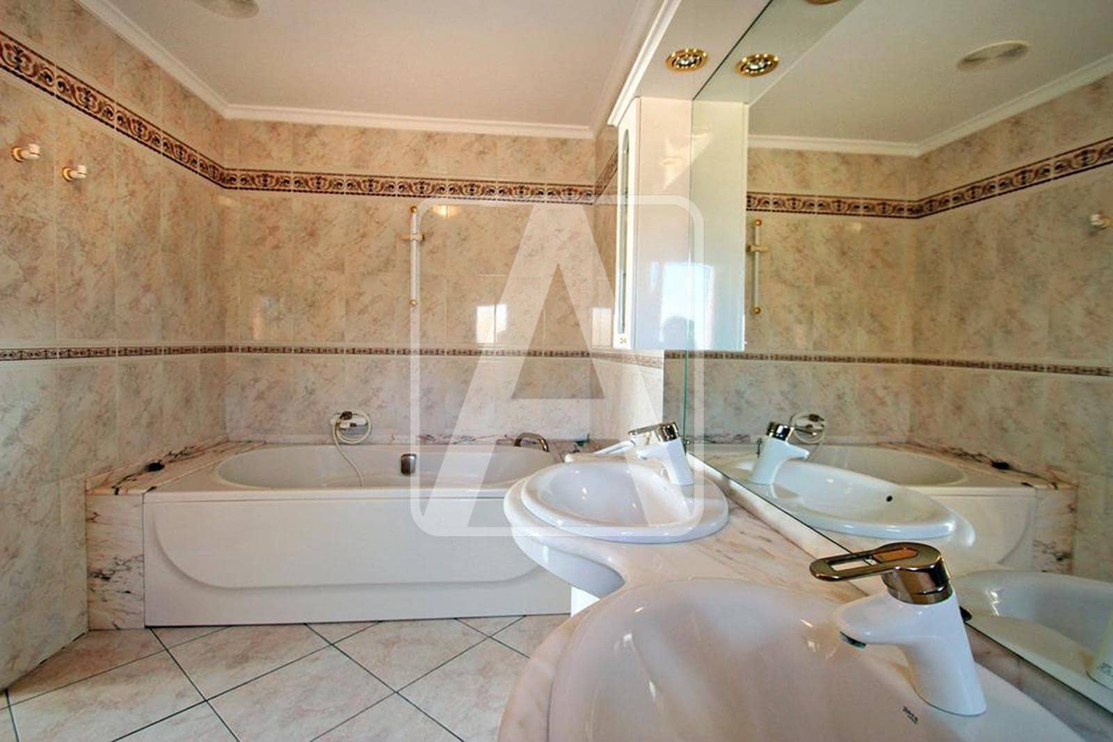 8 soveværelse Finca/Landehus til salg i Benissa med swimmingpool garage - € 1.795.000 (Ref: 5979486)