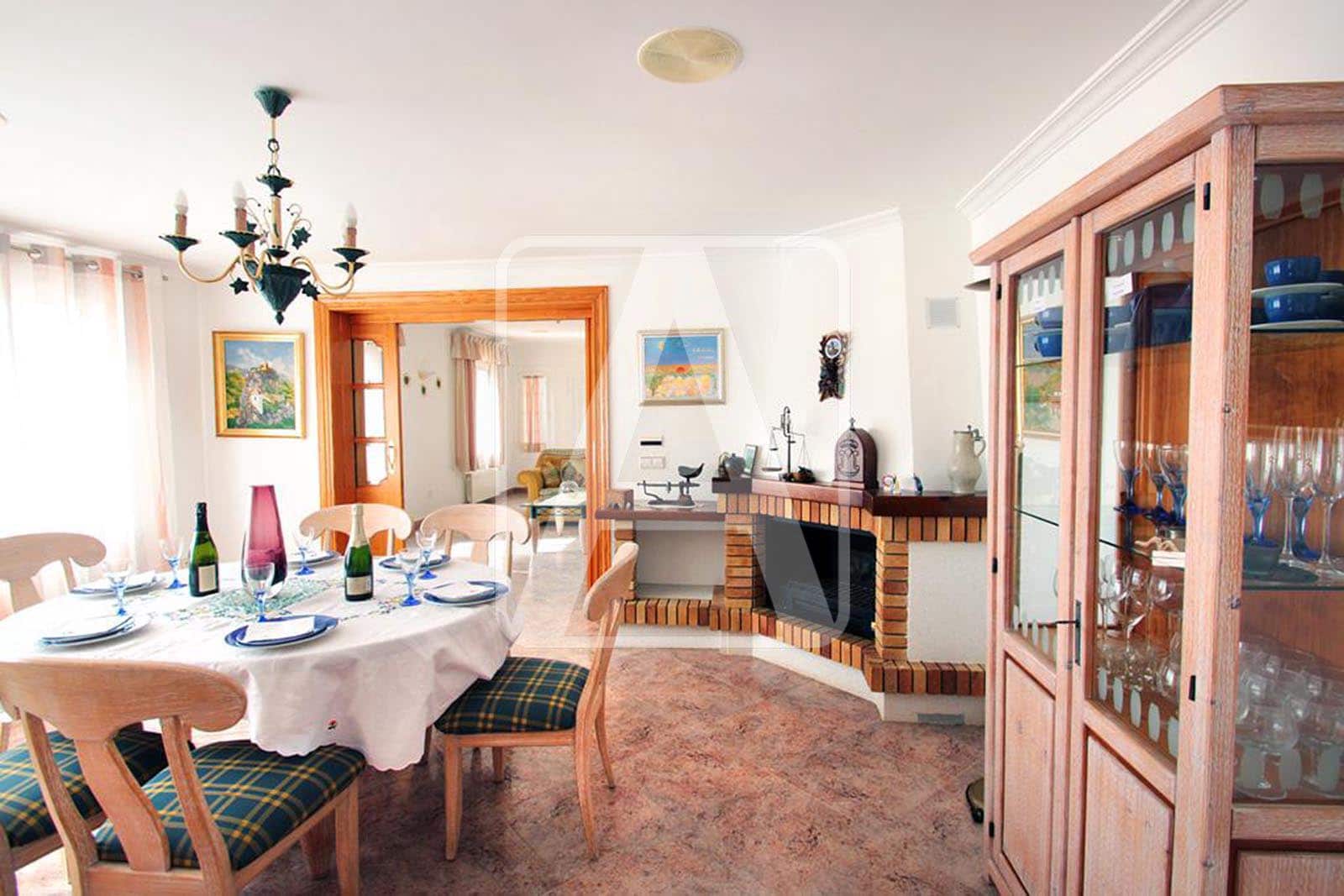 8 soveværelse Finca/Landehus til salg i Benissa med swimmingpool garage - € 1.795.000 (Ref: 5979486)