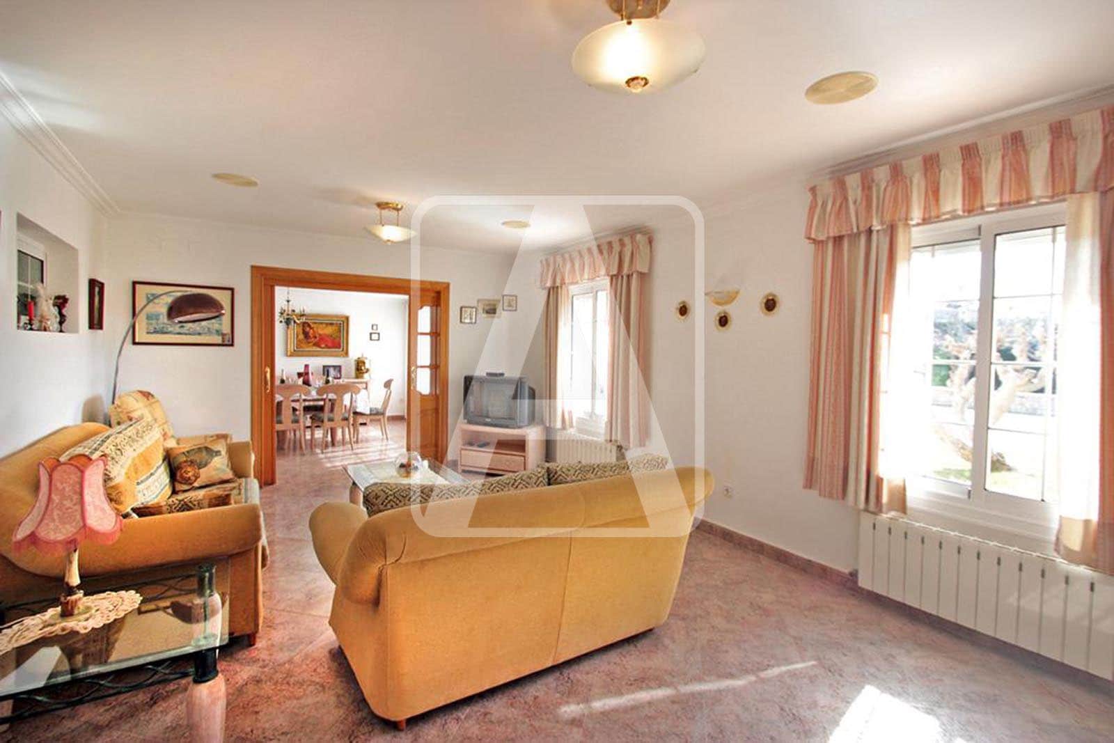 8 soveværelse Finca/Landehus til salg i Benissa med swimmingpool garage - € 1.795.000 (Ref: 5979486)