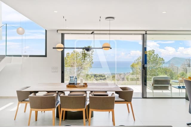 4 slaapkamer Villa te koop in Altea met zwembad garage - € 2.135.000 (Ref: 6033506)