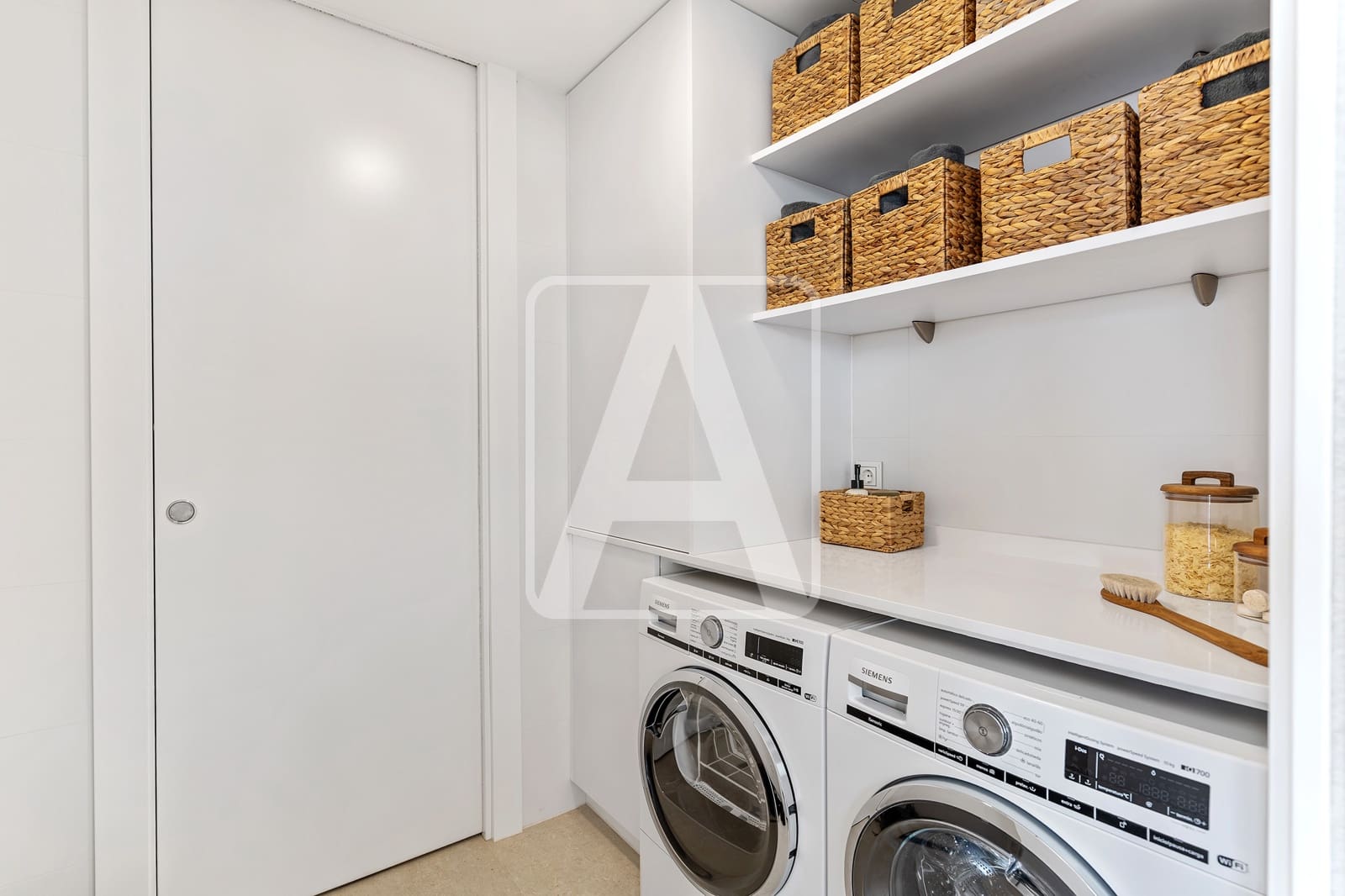 4 bedroom Villa for sale in Altea with pool garage - € 2,135,000 (Ref: 6033506)