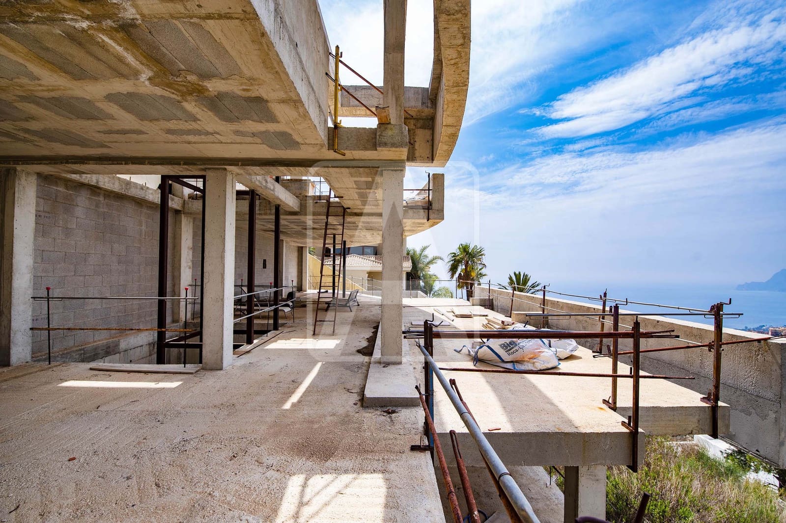 3 bedroom Villa for sale in Altea with pool garage - € 2,400,000 (Ref: 6084811)