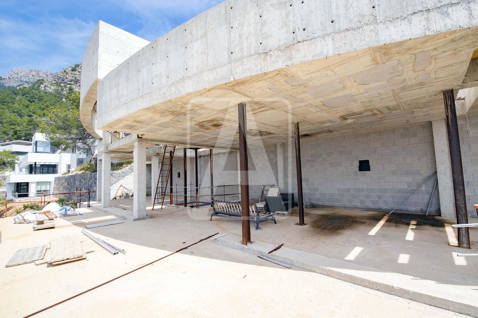 3 bedroom Villa for sale in Altea with pool garage - € 2,400,000 (Ref: 6084811)