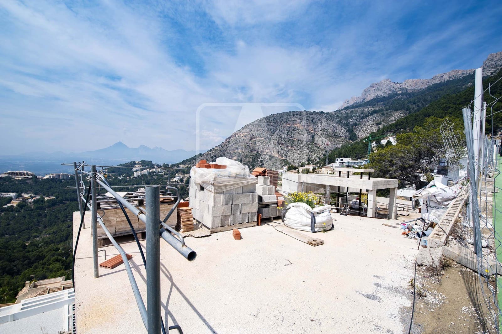 3 bedroom Villa for sale in Altea with pool garage - € 2,400,000 (Ref: 6084811)