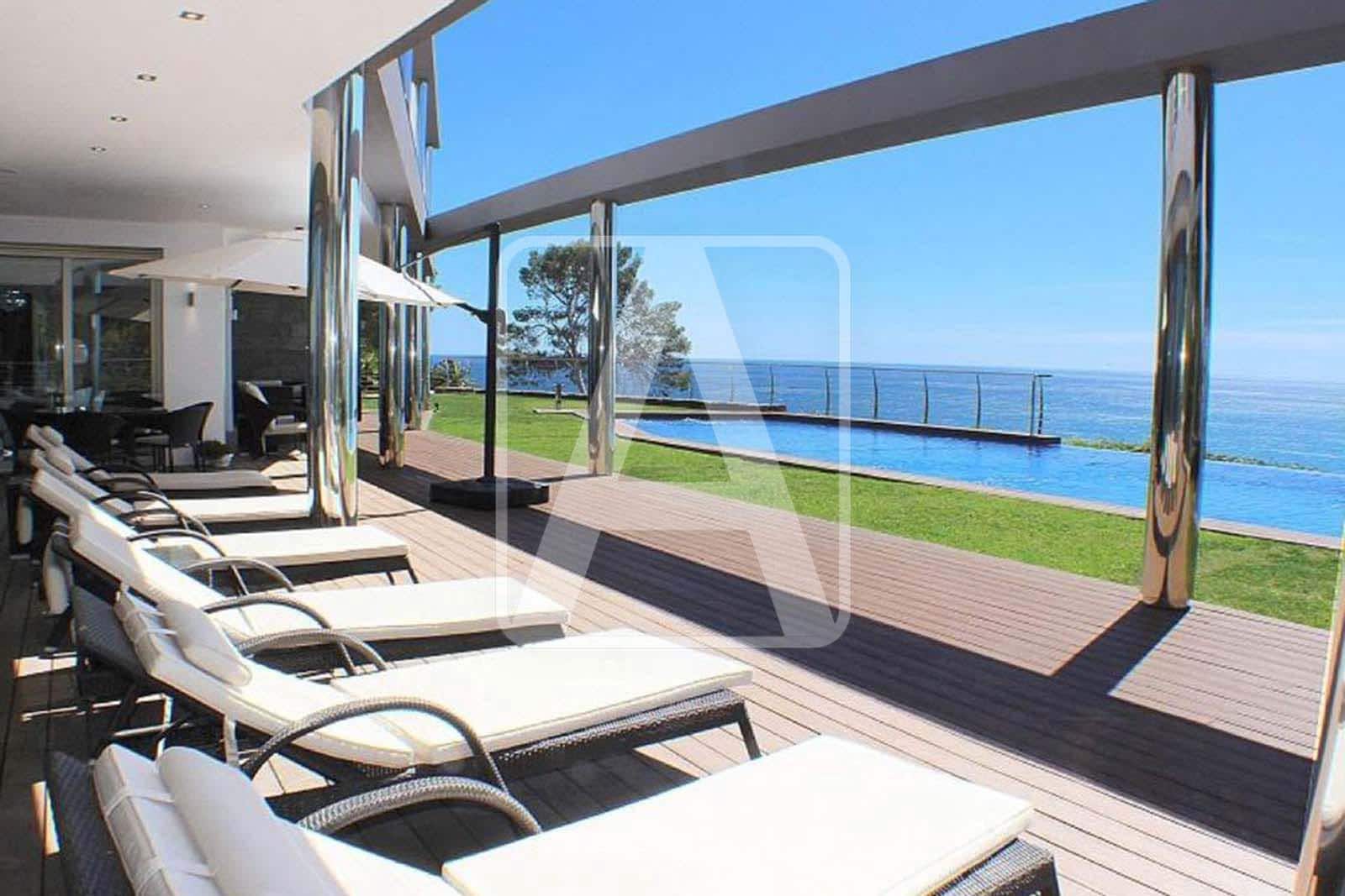 6 bedroom Villa for sale in Altea with pool garage - € 6,300,000 (Ref: 6238444)