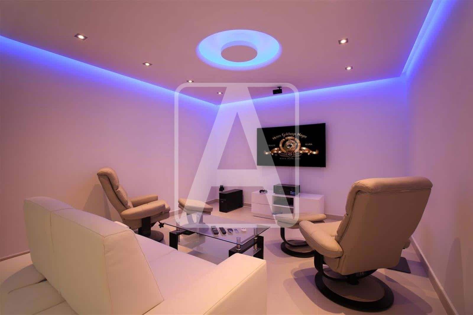 6 bedroom Villa for sale in Altea with pool garage - € 6,300,000 (Ref: 6238444)