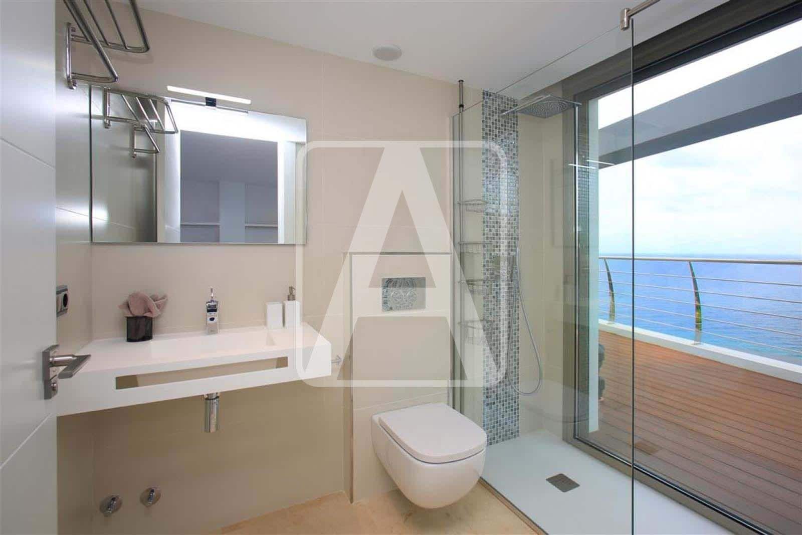 6 bedroom Villa for sale in Altea with pool garage - € 6,300,000 (Ref: 6238444)