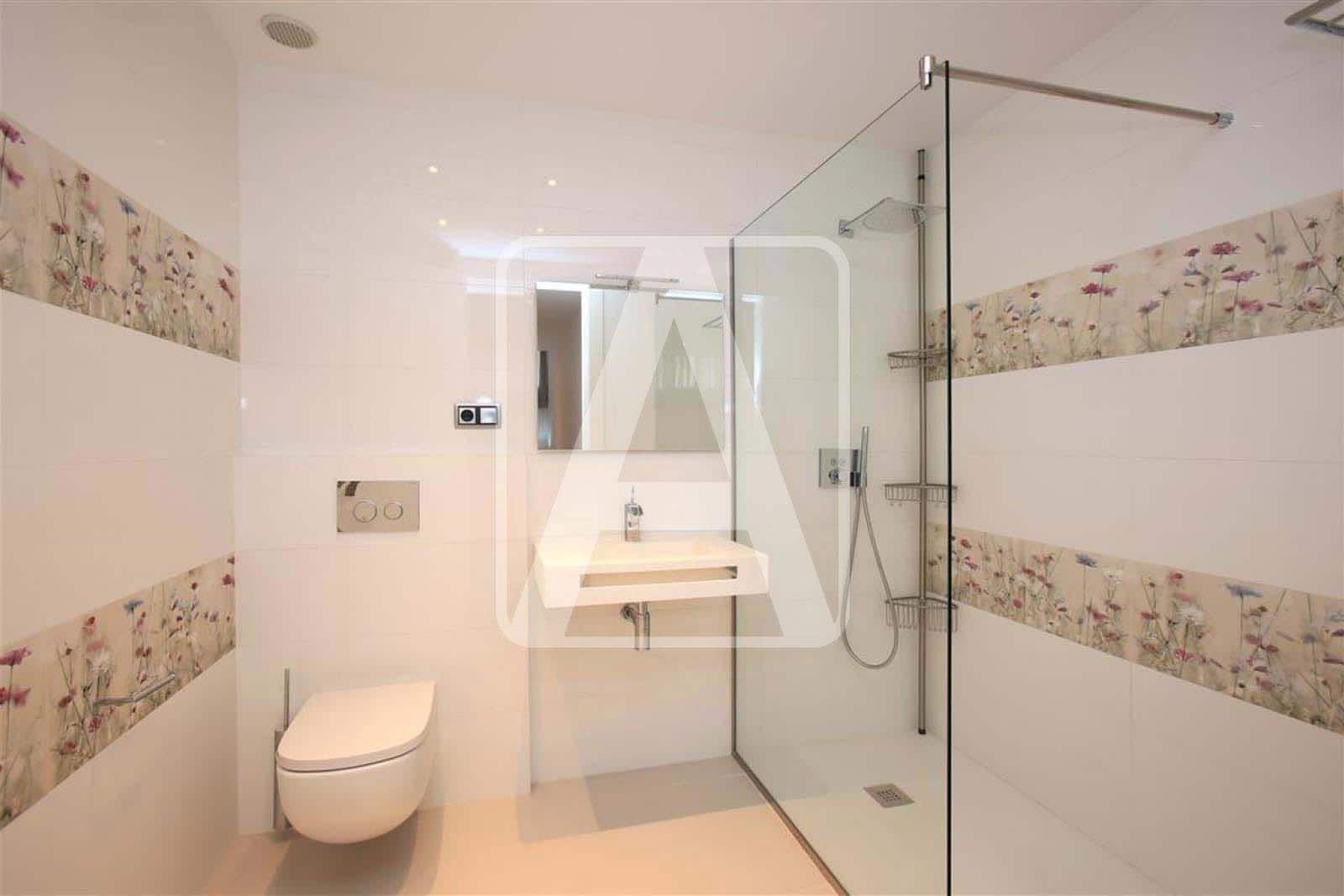 6 bedroom Villa for sale in Altea with pool garage - € 6,300,000 (Ref: 6238444)