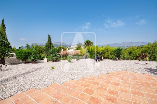 5 chambre Villa/Maison à vendre à Calpe / Calp avec piscine garage - 1 150 000 € (Ref: 6276952)