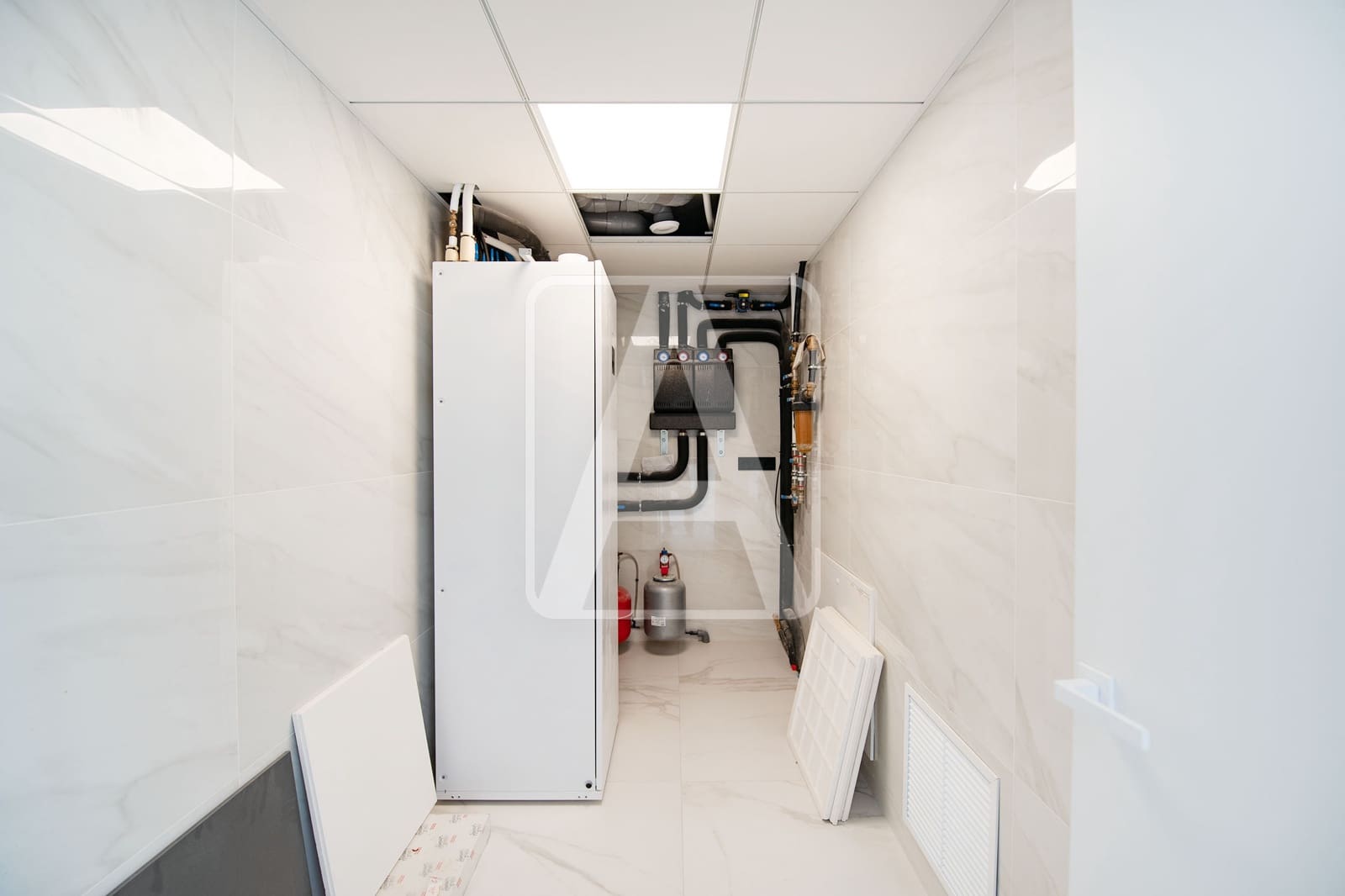 5 bedroom Villa for sale in Altea with pool garage - € 2,350,000 (Ref: 6722108)