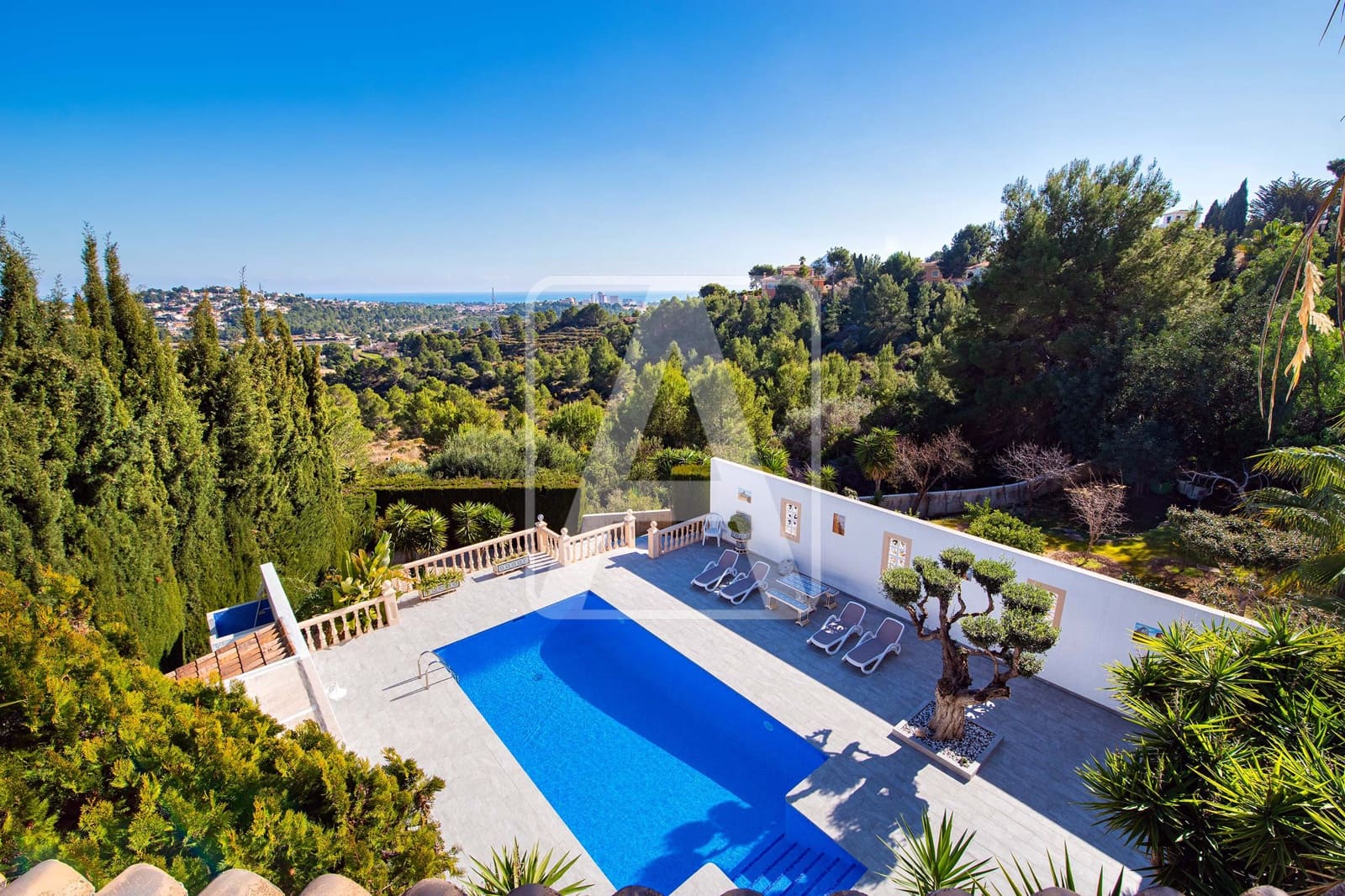 5 Zimmer Villa zu verkaufen in Calpe / Calp mit Pool Garage - 1.165.000 € (Ref: 6824584)