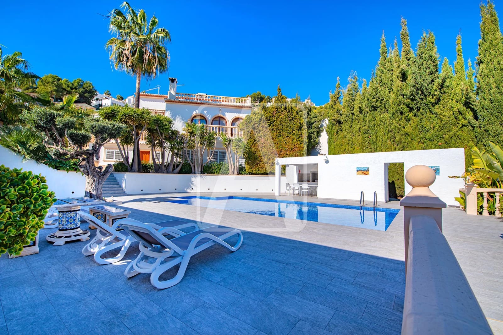 5 Zimmer Villa zu verkaufen in Calpe / Calp mit Pool Garage - 1.165.000 € (Ref: 6824584)