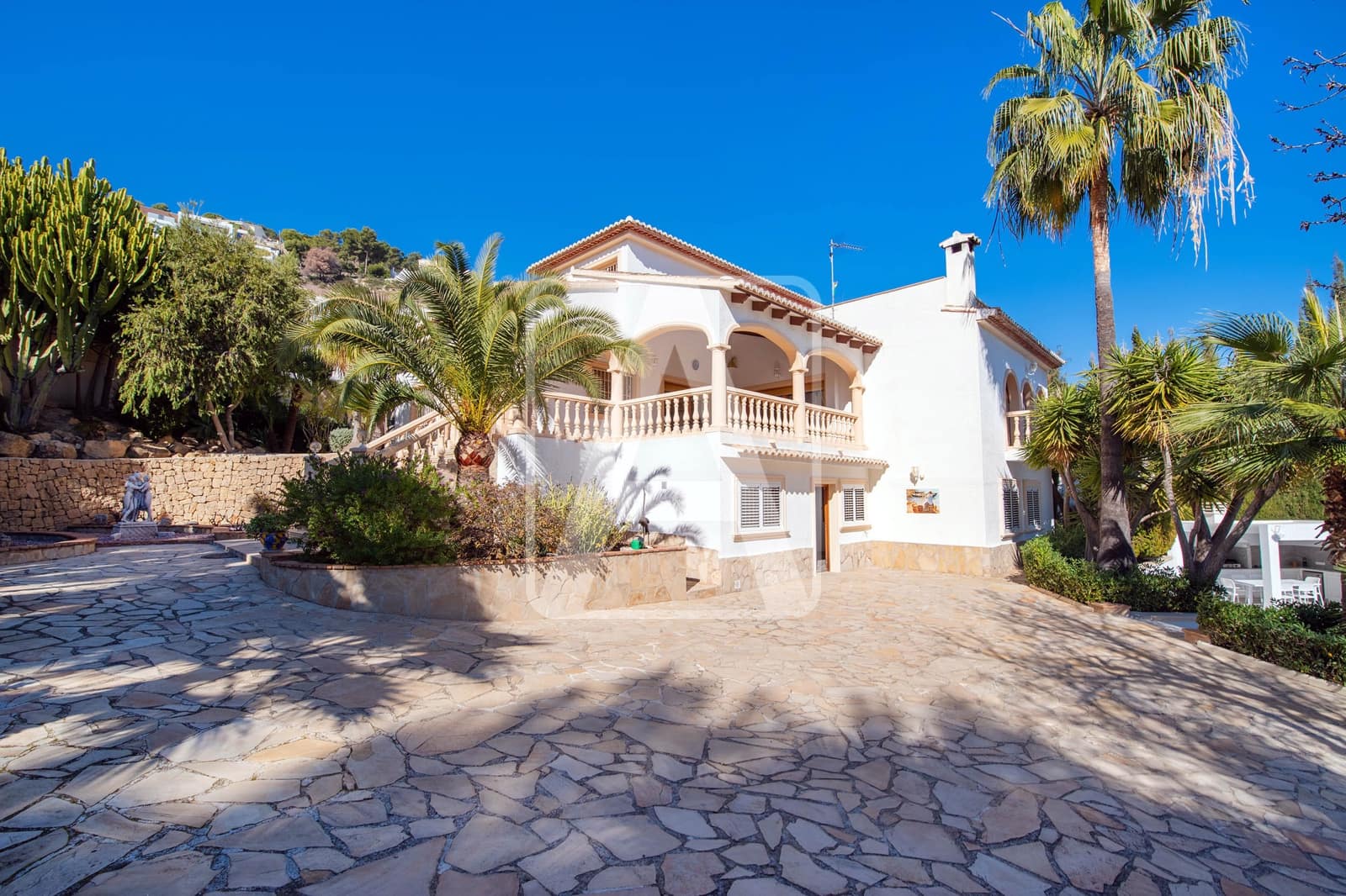 5 Zimmer Villa zu verkaufen in Calpe / Calp mit Pool Garage - 1.165.000 € (Ref: 6824584)